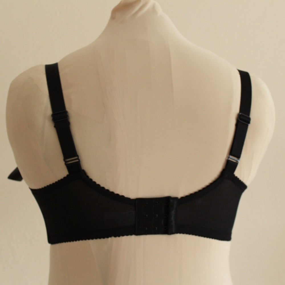 NWT Elila Embroidered Underwire Bra - Picture 7 of 11